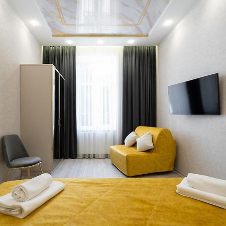 Rynok Square City Center Two Bedroom Apartment! Leópolis Exterior foto